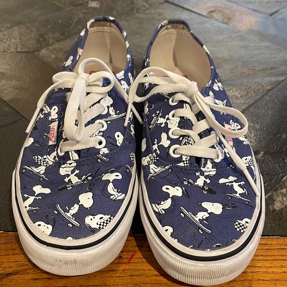 Vans Shoes - Rare Snoopy x Vans tennis shoes